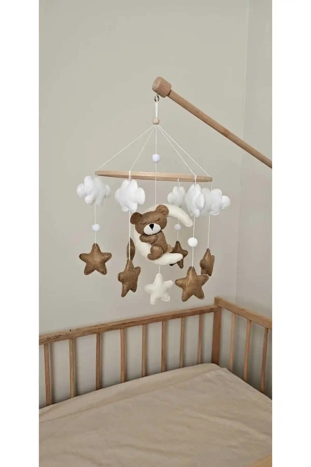 Dönence Beşikler: Güvenli ve Estetik Çocuk Odası Dekorasyonunun Vazgeçilmezi