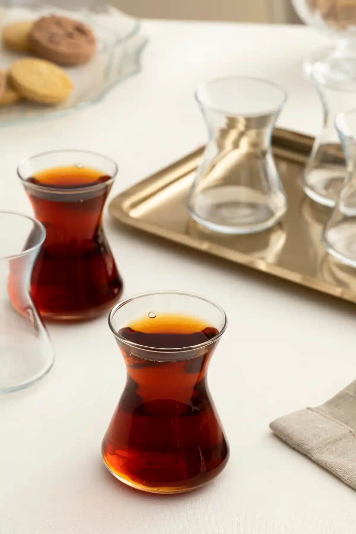 Düz Çay Bardağı ile Modern Dekorasyon ve İşlevsellik Uygulamaları
