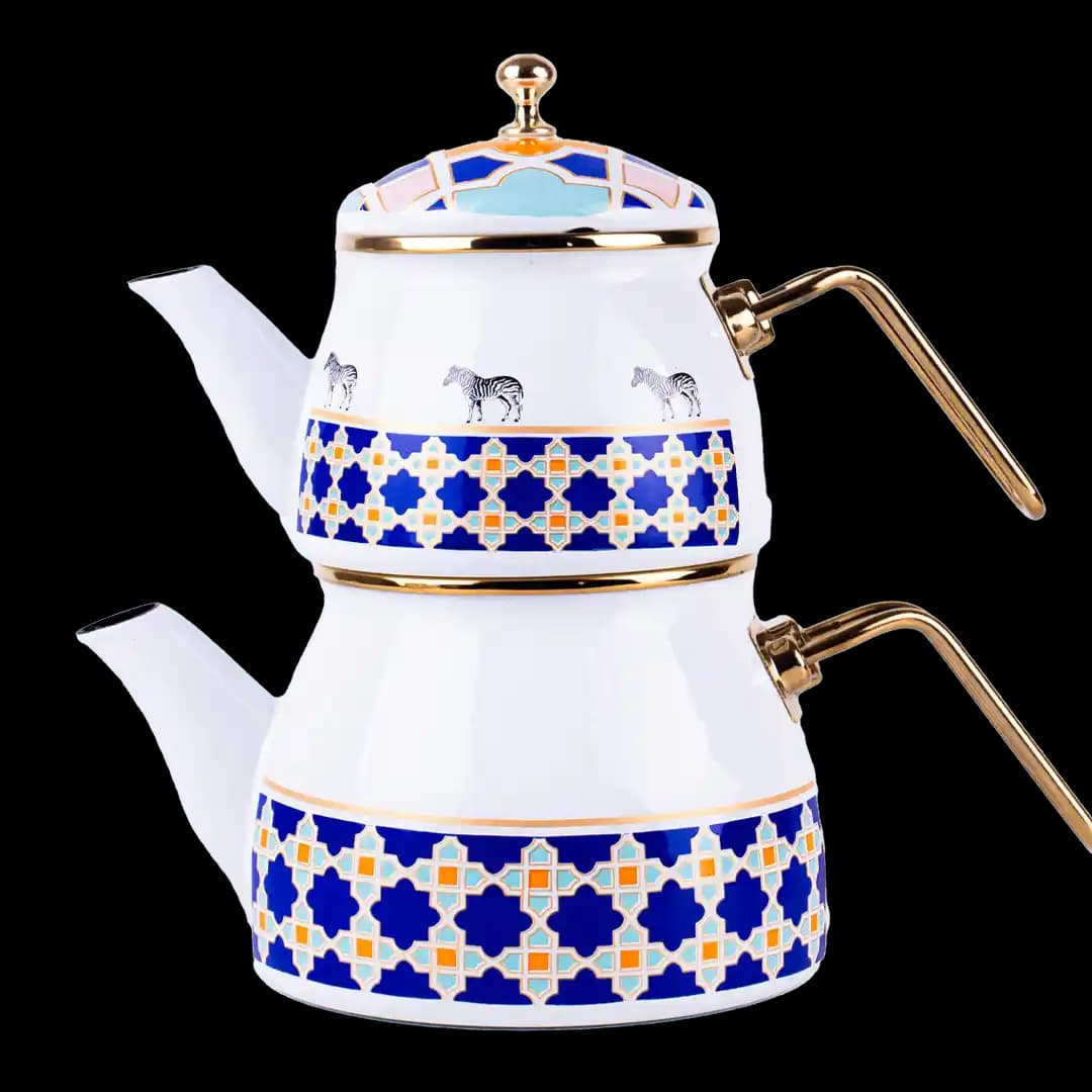 Emaye Çaydanlıklar: Mutfak Dekorasyonunda Şıklık ve İşlevsellik Sağlayan Seçenekler