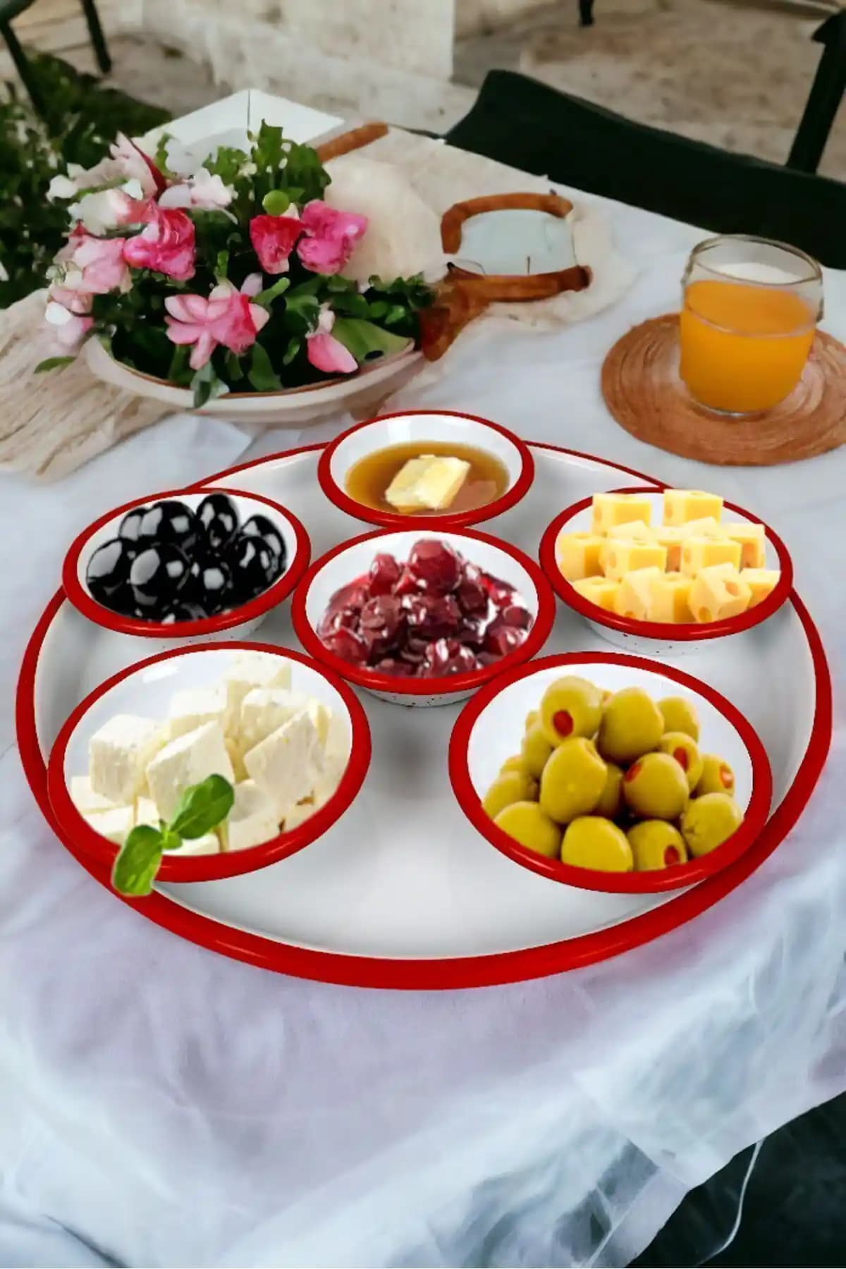 Emaye Kahvaltı Takımları: Dayanıklı ve Şık Modellerle Sofralarınızı Güzelleştirin