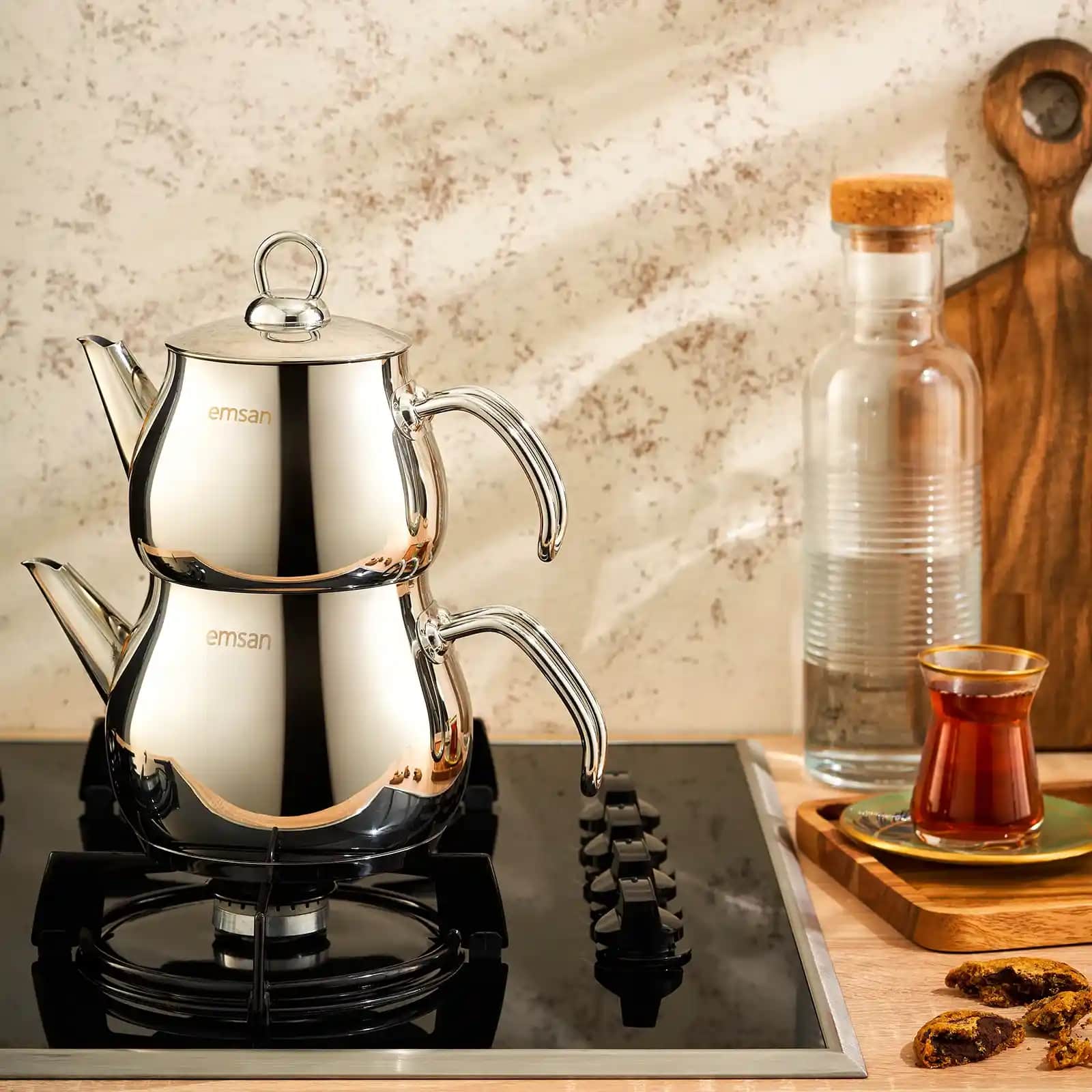 Emsan Beta Midi Çaydanlık ile Modern ve Şık Mutfak Dekorasyonunu Tamamlayın