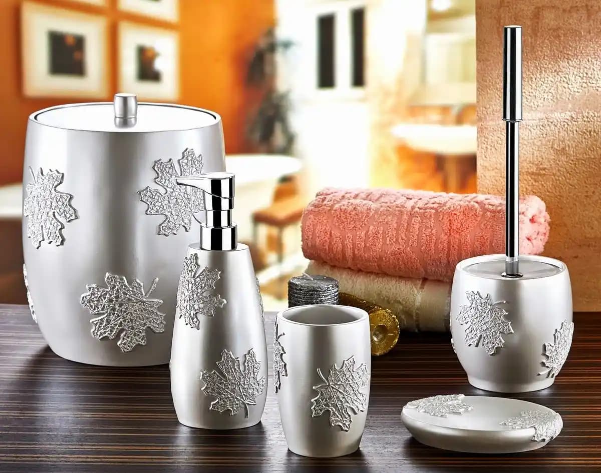 En Şık Banyo Aksesuarları ile Dekorasyonunuzu Geliştirin ve Modern Bir Görünüm Yakalayın