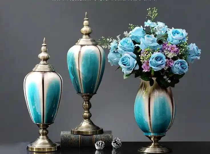 Ev Aksesuarları ve Süs Eşyalarıyla Dekorasyonunuzu Geliştirin ve Tarzınızı Yansıtın