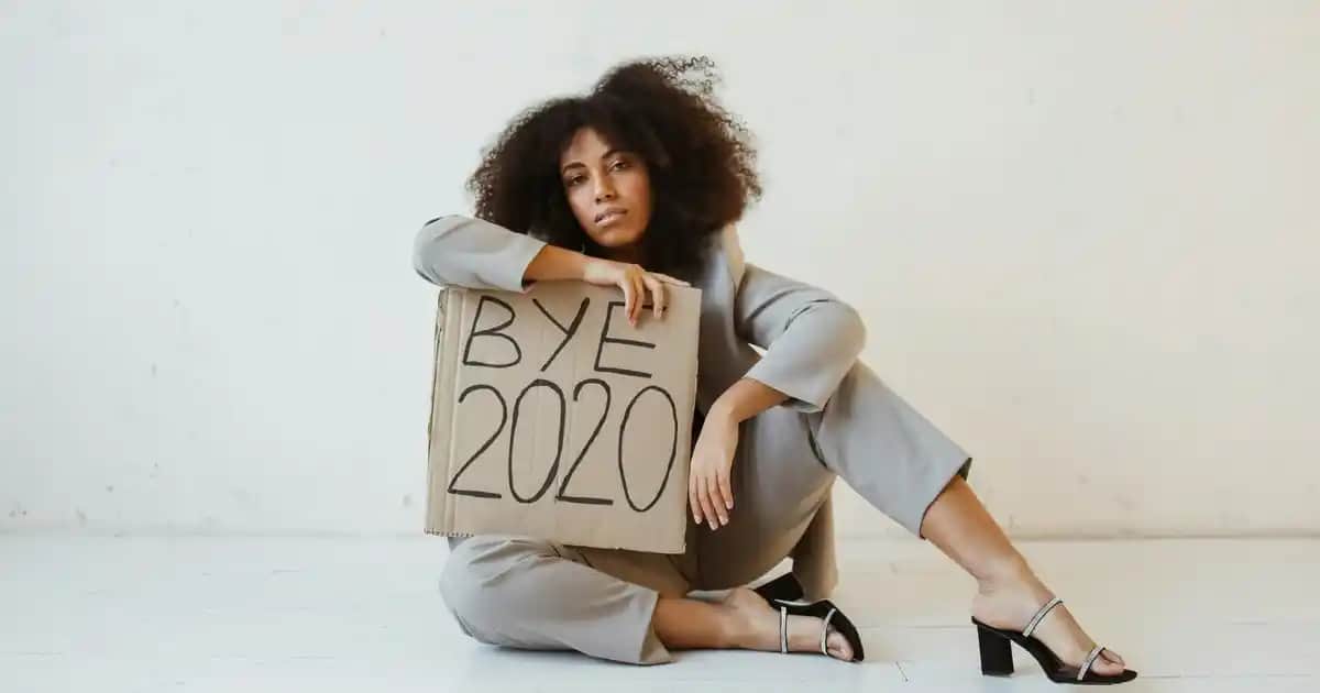 Ev Dekorasyonunda Şıklık ve Konforu Bir Arada Sunan Çay Oturma Takımı Seçenekleri