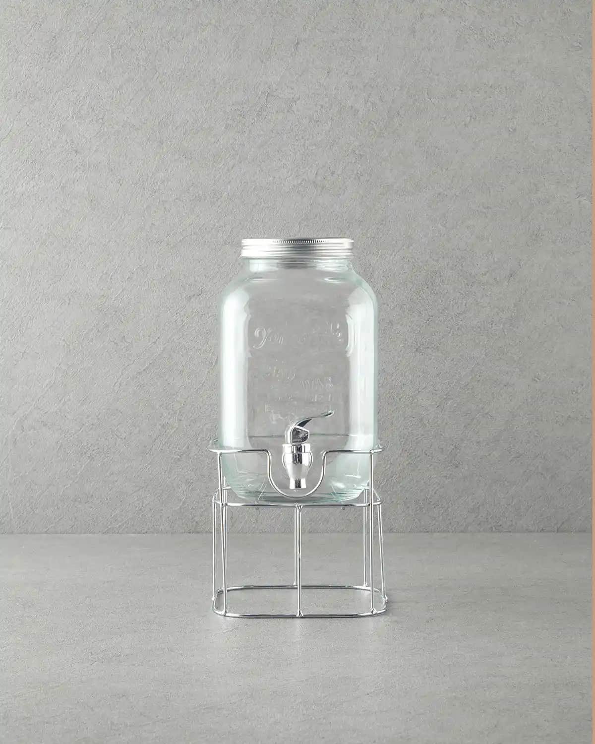 Ev Dekorasyonunda Zarafet ve Fonksiyonellik İçin Cam Sebil Musluklu Modelleri