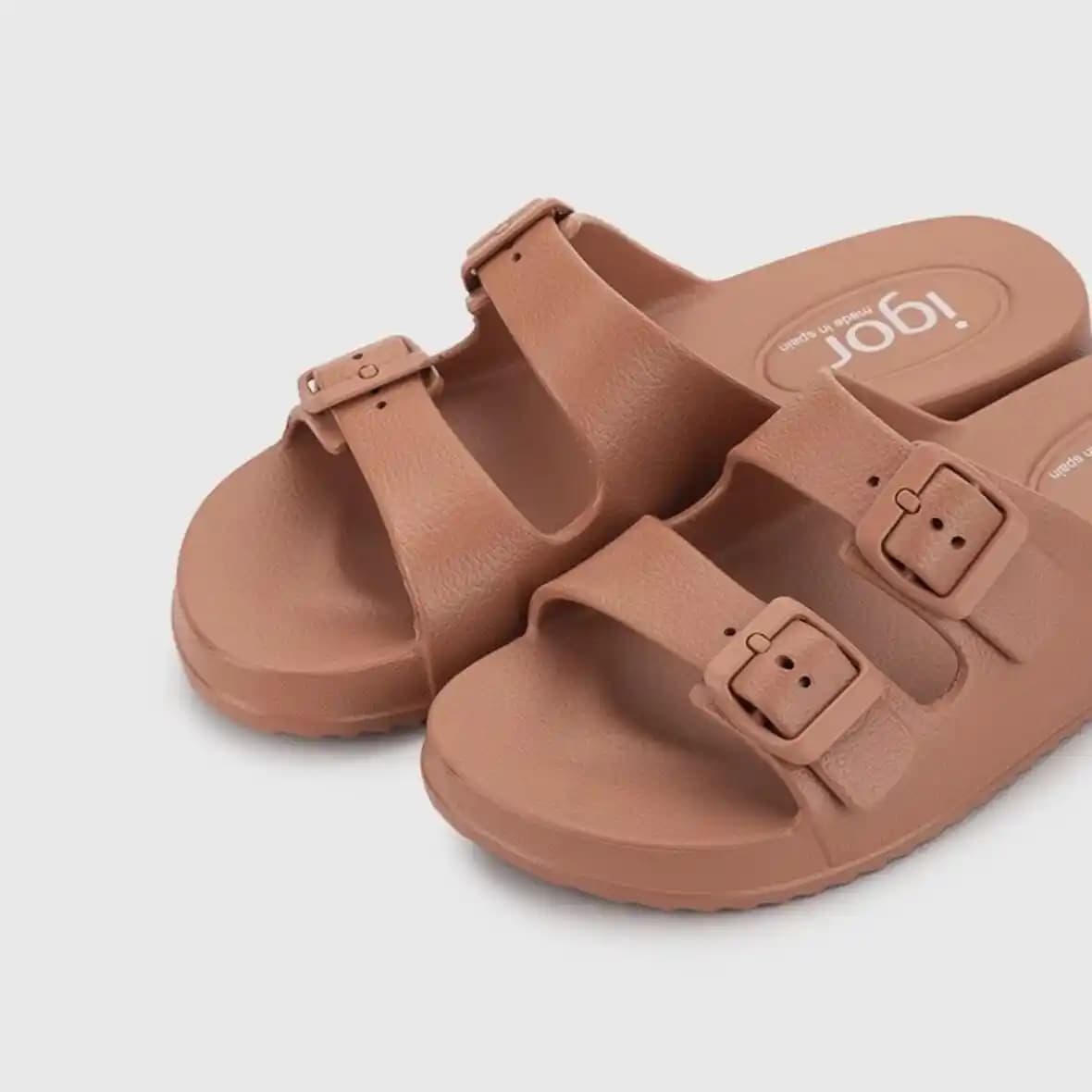 EVA Kadın Terlikleri: Konfor ve Şıklığı Bir Arada Sunan Güncel Modeller ve Kullanım Alanları