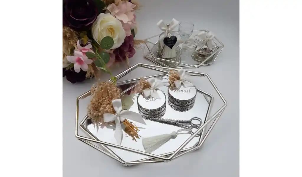 Evde Nişan Tepsisi Süsleme Rehberi: Şık ve Anlamlı Dekorasyon İpuçları