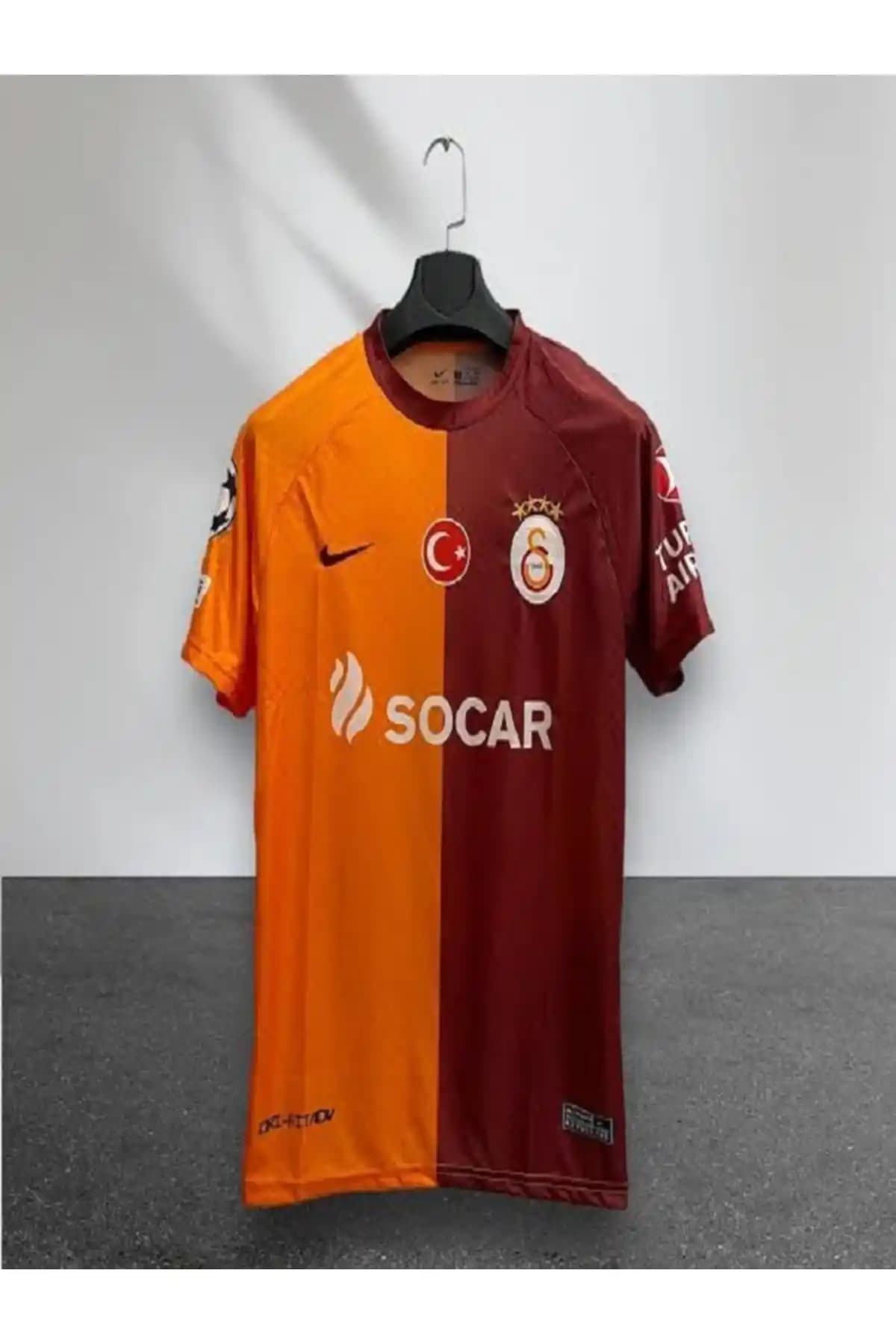 Galatasaray Temasıyla Modern ve Şık Ev Dekorasyonu İpuçları ve Mobilya Seçenekleri