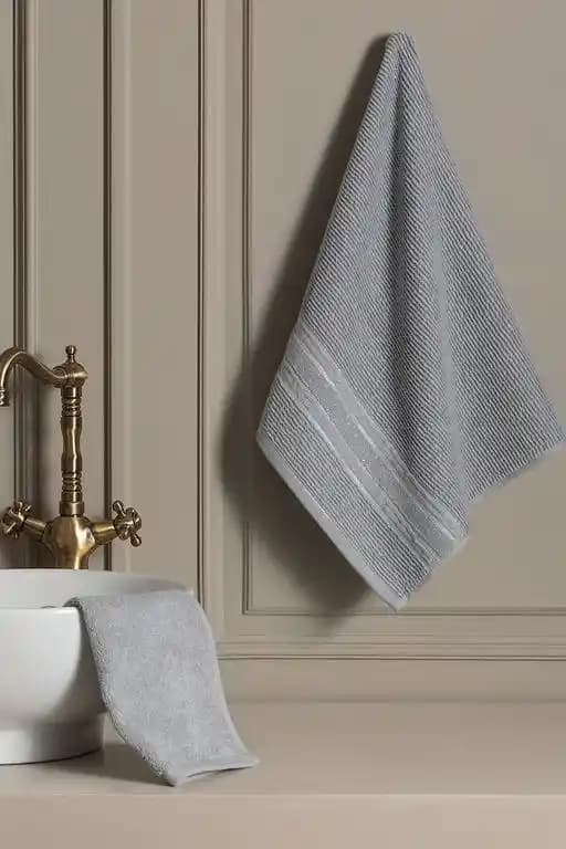 Gri Yüz Havlusu Seçimi ve Dekorasyonda Şıklık İçin İpuçları