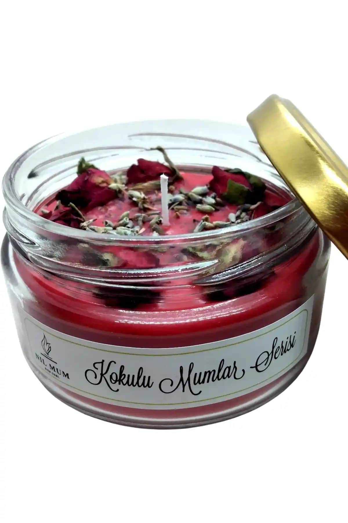 Gül Kokulu Mumlar ile Evinizde Zarif ve Ferah Atmosfer Yaratma Rehberi