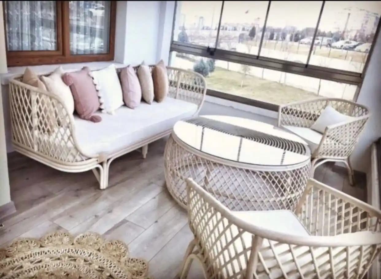 Hasır Balkon Takımı ile Şık ve Fonksiyonel Balkon Dekorasyonu Nasıl Yapılır