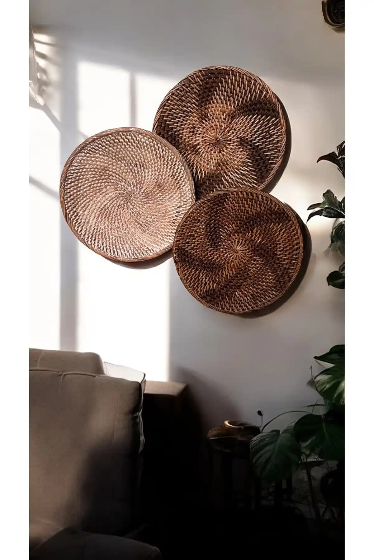 Hasır Duvar Süsleri ile Mekânlarınızı Doğal ve Şık Bir Atmosfere Dönüştürün