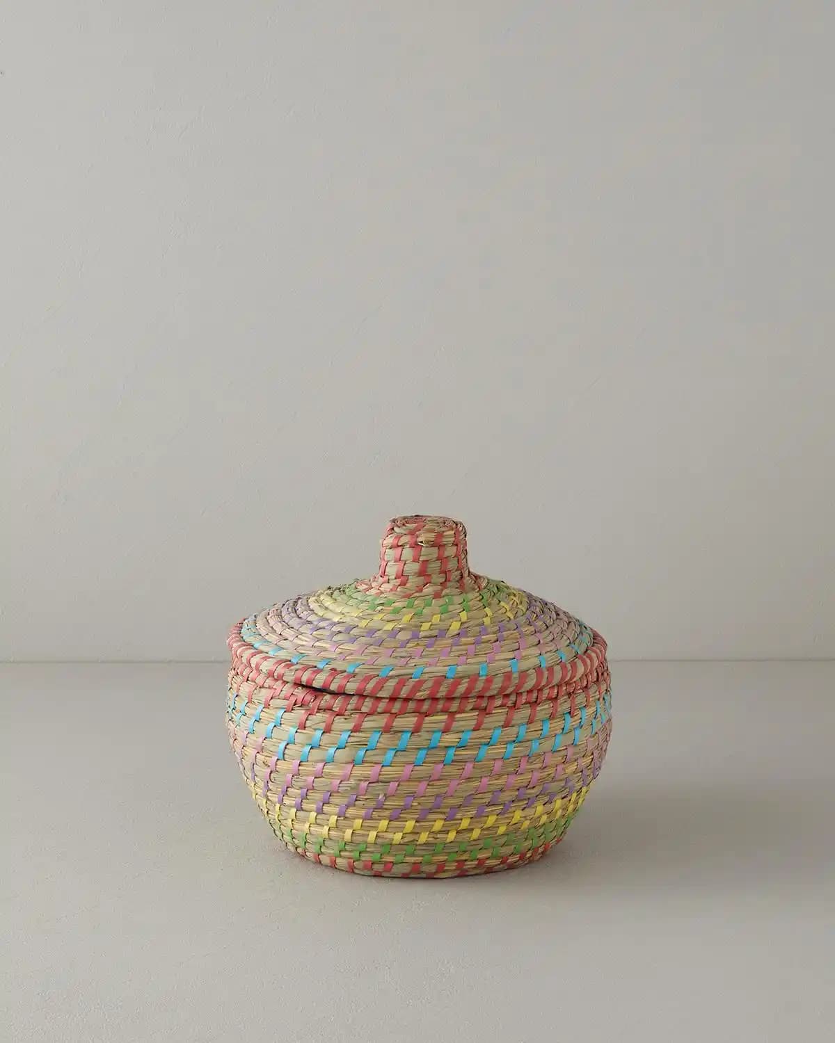 Hasır Saklama Kutuları ile Doğal ve Şık Dekorasyon Çözümleri