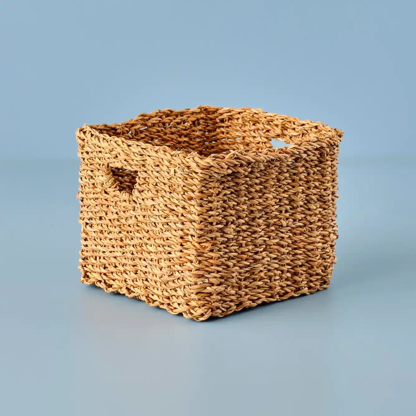 Hasır Sepet Kare Dekoratif ve Fonksiyonel Saklama Çözümü Trendleri