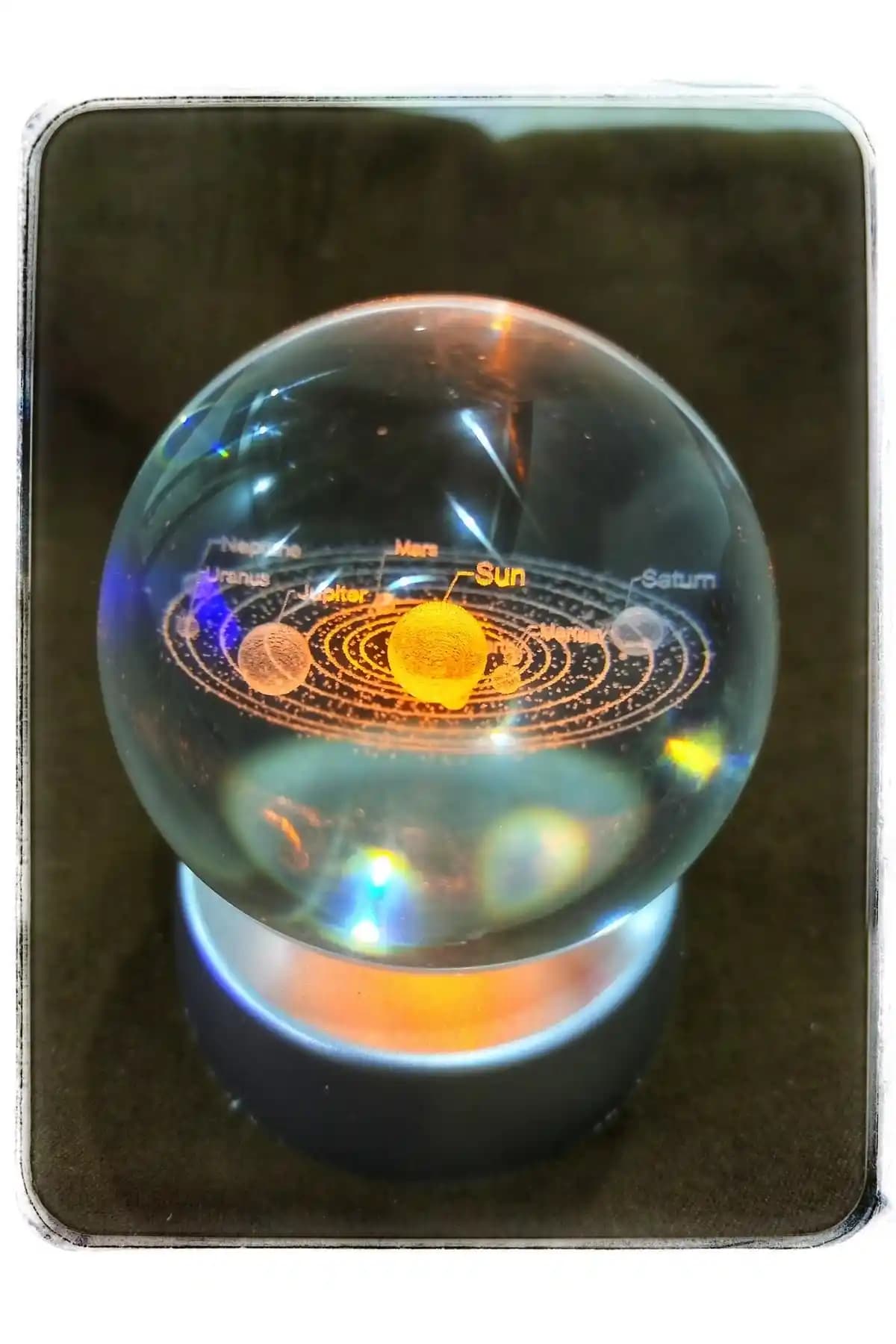 Hediye Küreleriyle Dekorasyonda Estetik ve Anlamlı Dokunuşlar