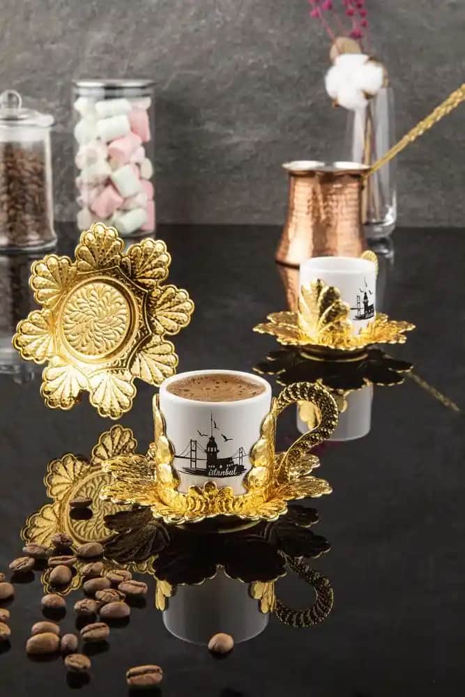Hediyelik 2'li Kahve Fincanı Setleri: Estetik ve İşlevsel Hediye Seçenekleri