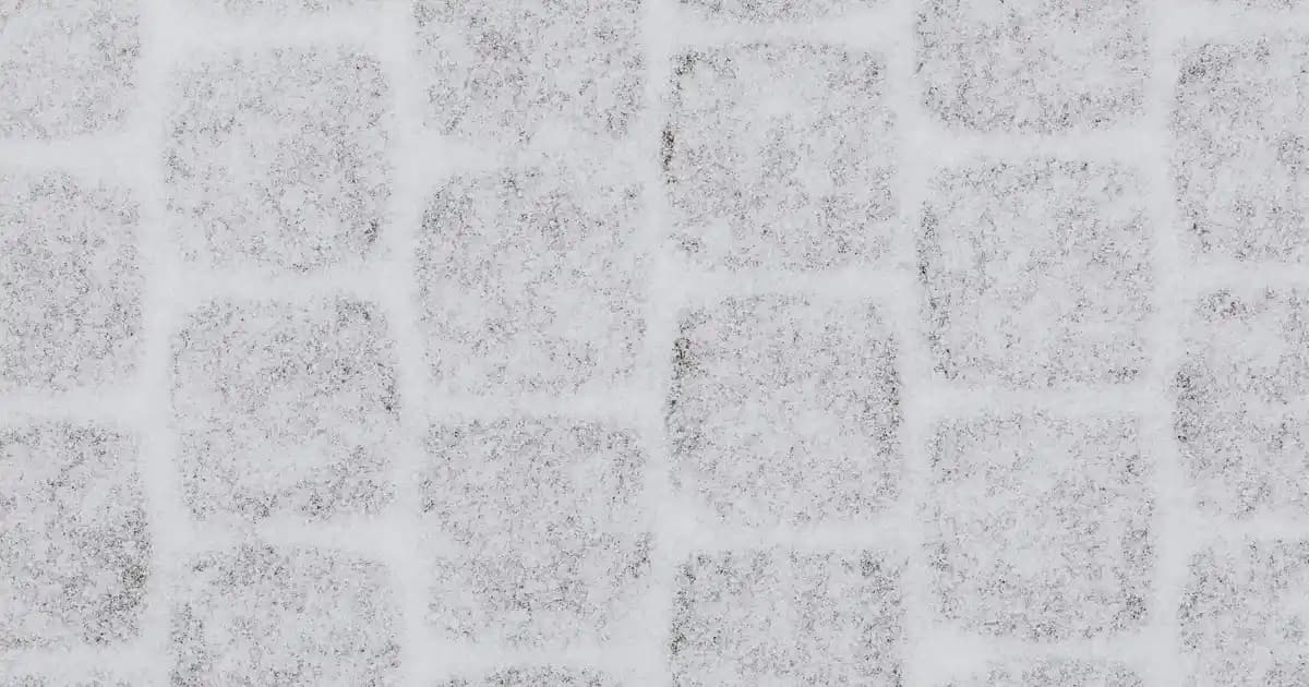 Hediyelik Saatler: Dekorasyon ve Mobilya Dünyasında Şıklık ve Anlamın Buluşması