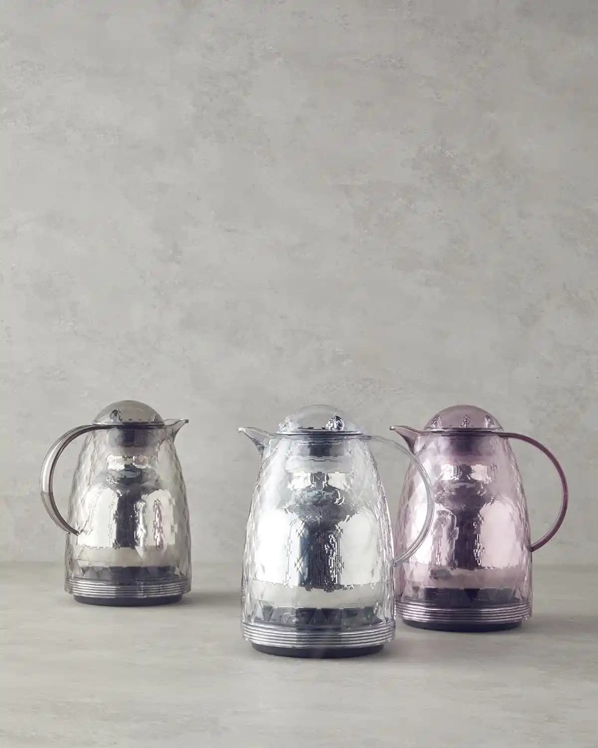 İngiliz Ev Dekorasyonuna Uygun Şık ve Fonksiyonel Çay Termosları Seçenekleri