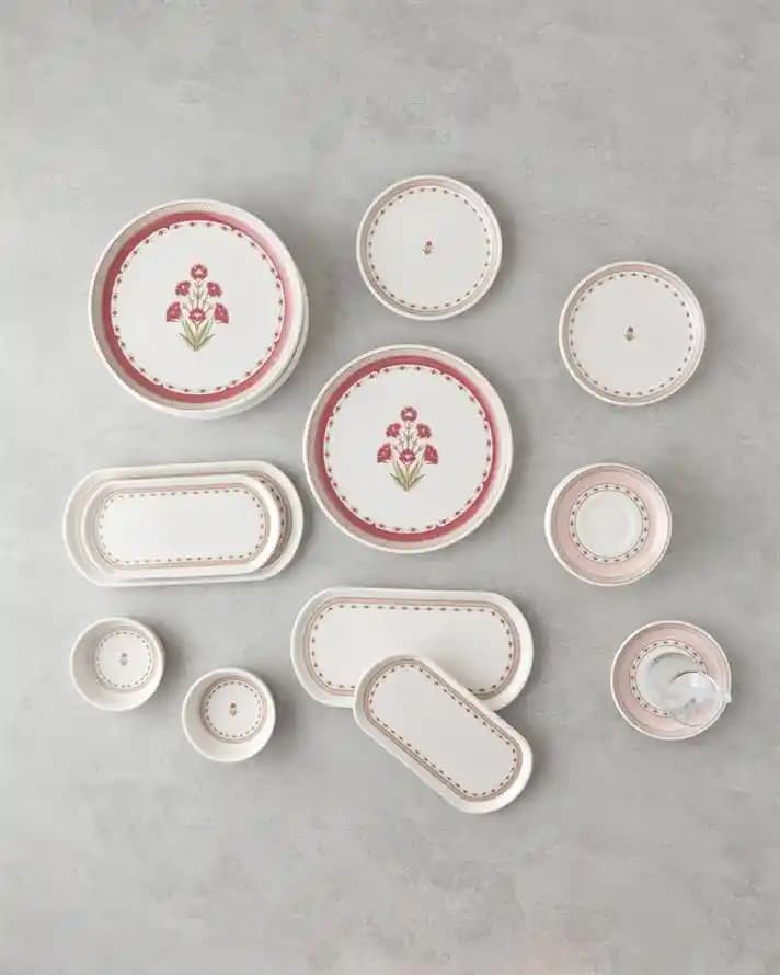 İngiliz Ev Kahvaltı Takımlarıyla Şıklık ve Fonksiyonelliğin Buluşması