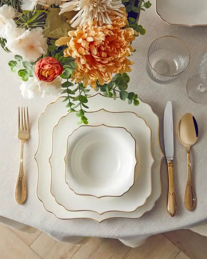 İngiliz Tarzı 6 Kişilik Yemek Takımlarıyla Şık ve Fonksiyonel Ev Dekorasyonu