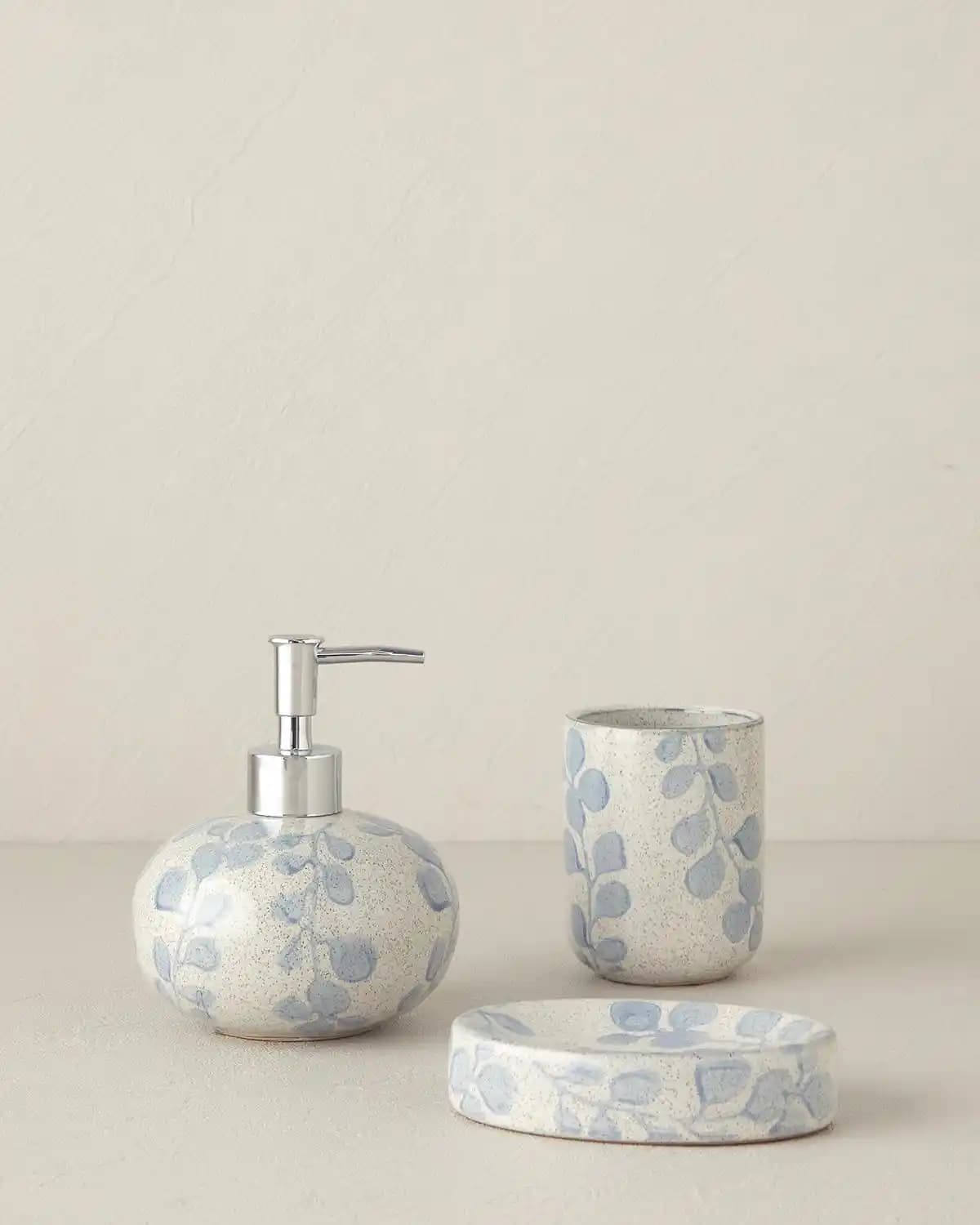 İngiliz Tarzı Banyo Setleri ile Şıklık ve Fonksiyonelliği Bir Arada Yakalayın