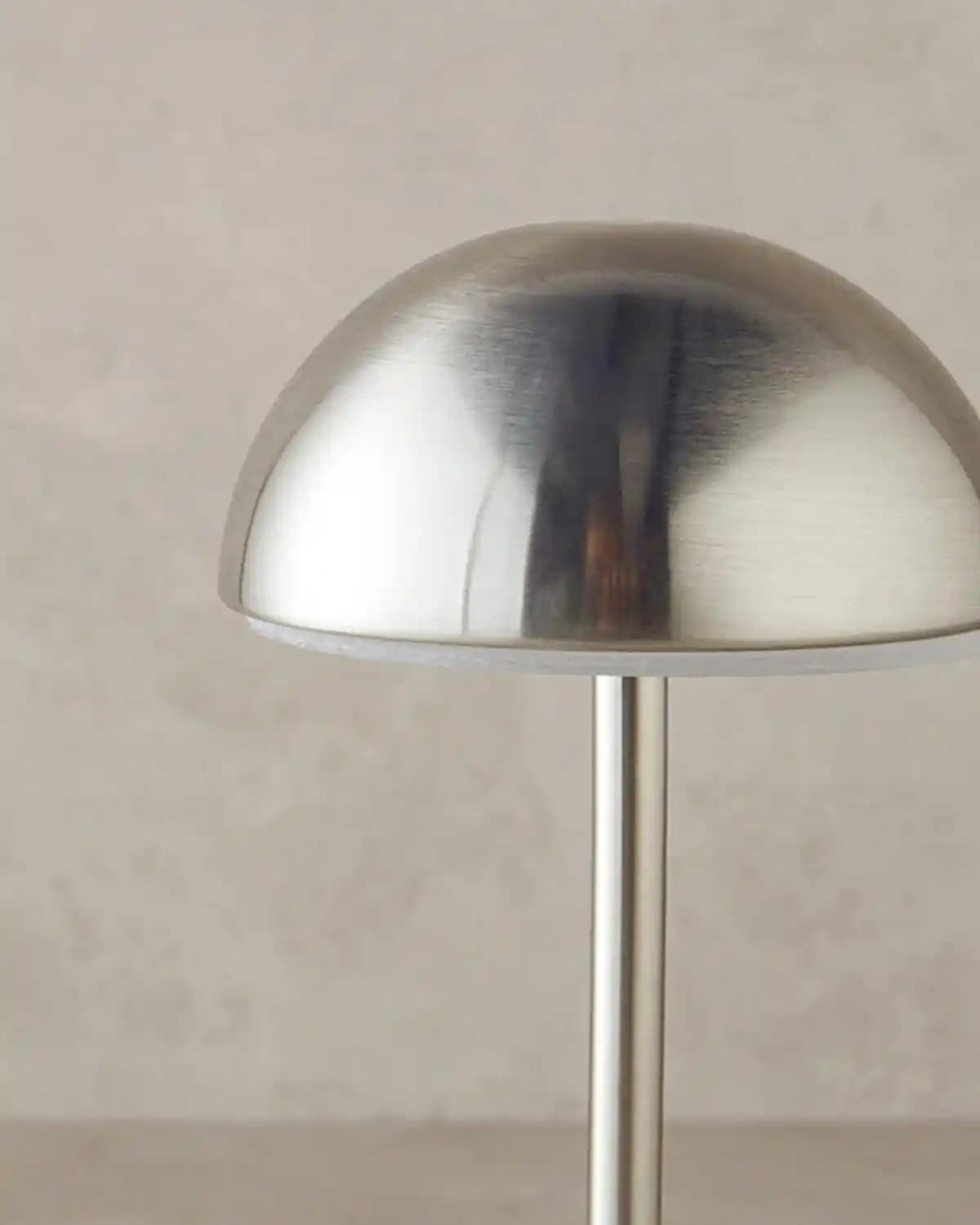 İngiliz Tarzı Ev Dekorasyonunda Aydınlatma Trendleri ve Seçenekleri