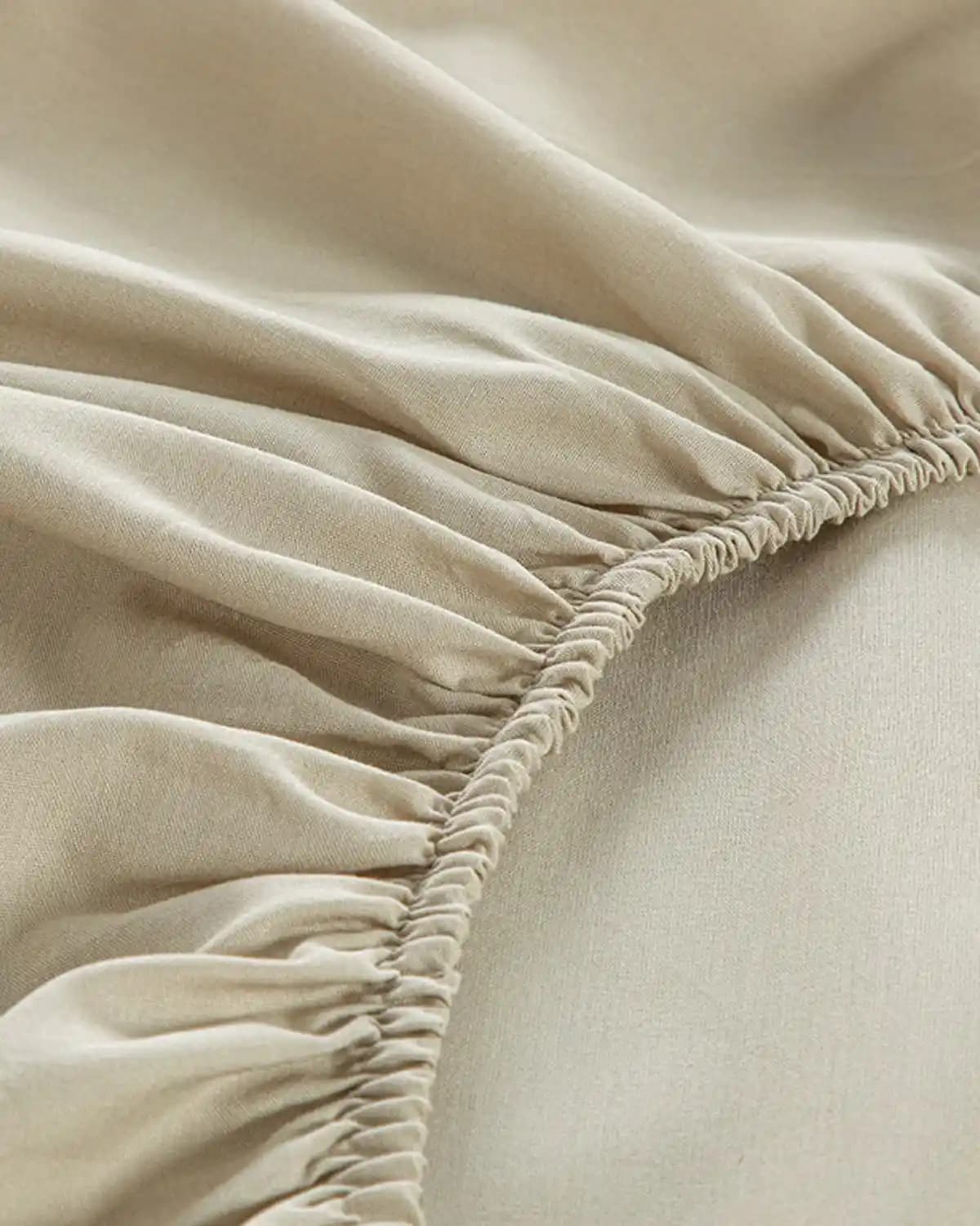 İngilizce Ev Çift Kişilik Lastikli Çarşaflar: Konfor ve Estetiğin Uyumuyla Yatak Dekorasyonu