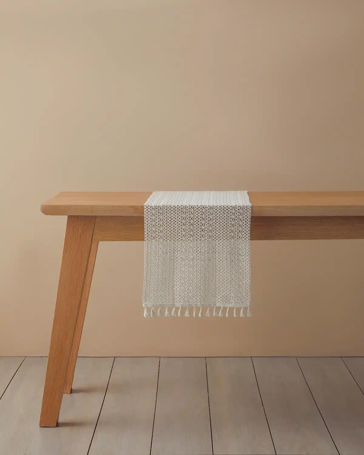 İngilizce Home Runner ile Dekorasyon ve Mobilyada Şıklık ve Fonksiyonellik Rehberi