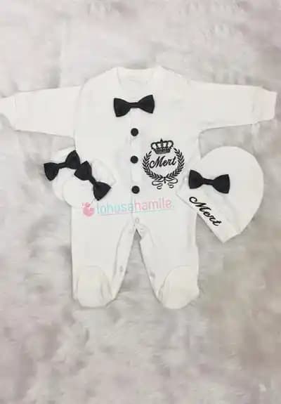 İsimli Bebek Tulumlarıyla Dekorasyonda Şıklık ve Fonksiyonellik Sağlayan Tasarımlar