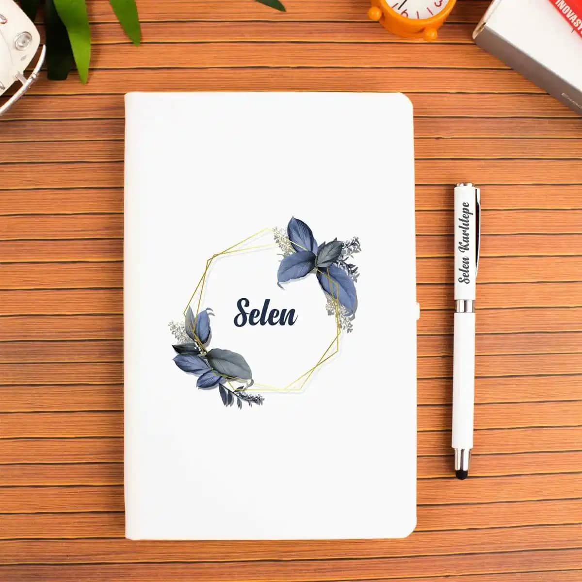 İsmine Özel Defterler: Dekorasyonda Kişisel Dokunuşların Gücü ve Estetik Yönleri