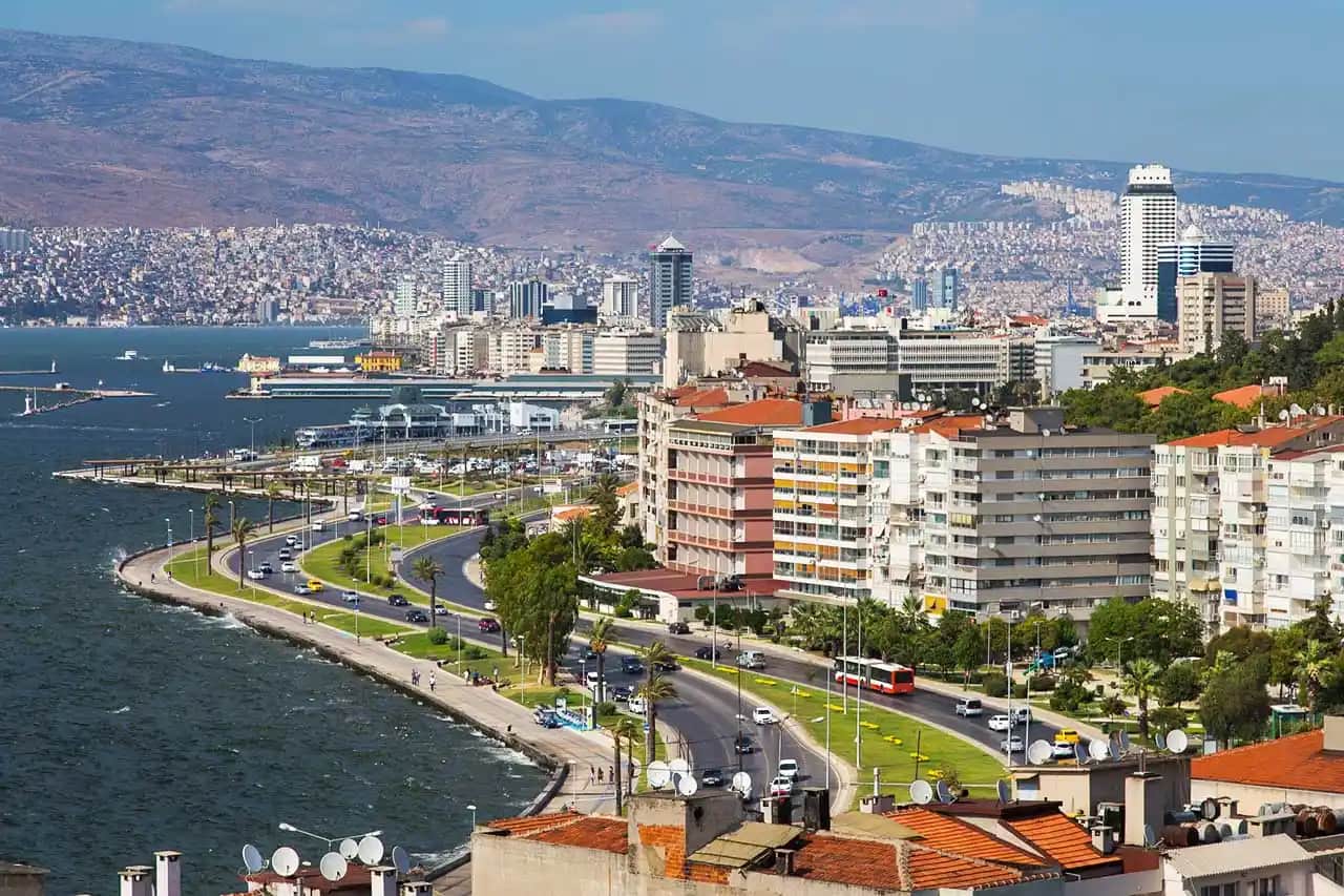 İzmir’de Dekorasyon ve Mobilya Sektöründe Mais Markasının Modern ve Fonksiyonel Çözümleri