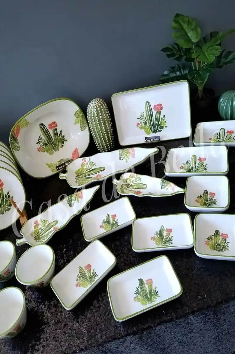 Kaktüs Desenli Kahvaltı Takımı ile Modern ve Doğal Mutfak Dekorasyonu Yaratın