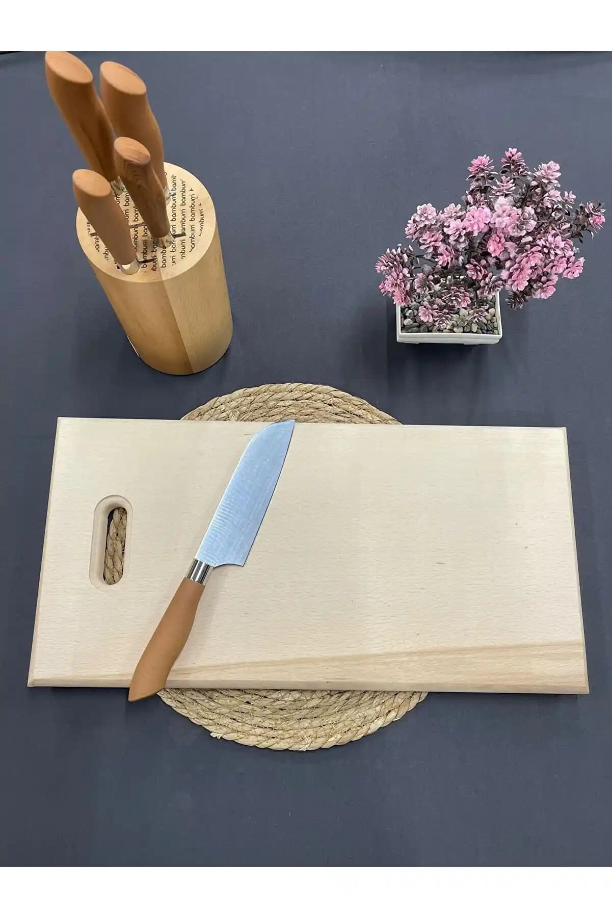 Kalın Kesme Tahtası ile Mutfakta Şıklık ve Dayanıklılık Sağlayan Dekorasyon Çözümleri