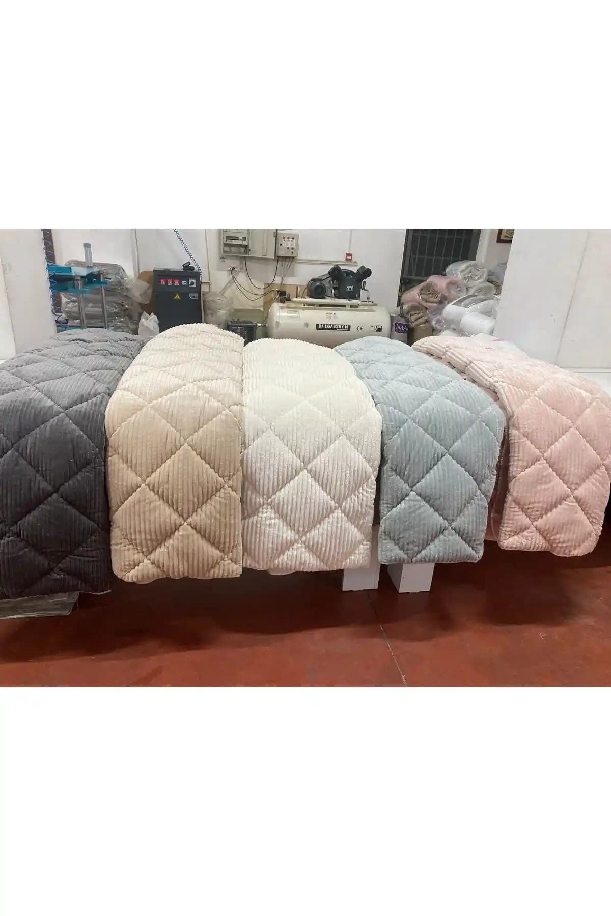 Kalın Yorgan ile Dekorasyonda Konfor ve Şıklık Sağlayan Yatak Odası Çözümleri