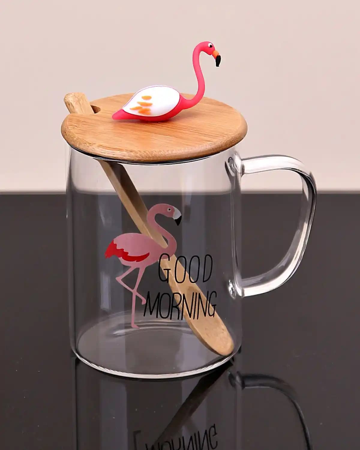 Kapaklı Cam Kupalar ile Estetik ve Fonksiyonelliği Bir Arada Sunan Dekoratif Ürünler