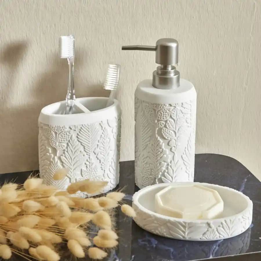 Karaca Banyo Sabunluk Setleri ile Estetik ve Fonksiyonellik Bir Arada