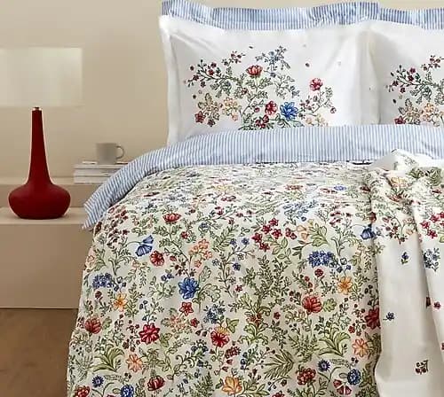 Karaca Home Pikeli Nevresim Takımlarıyla Yatak Odalarınıza Şıklık ve Konfor Katın