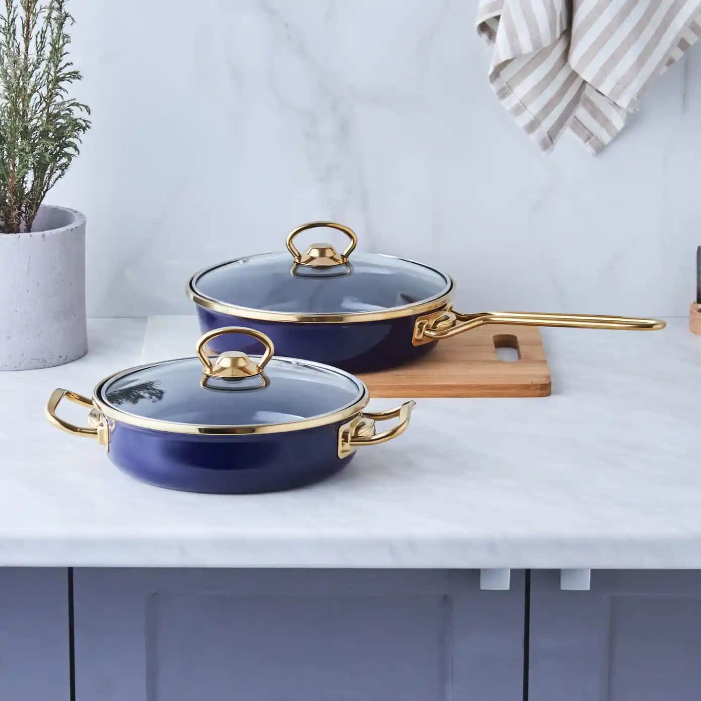 Karaca Kapaklı Tava ile Mutfak Dekorasyonunda Estetik ve Fonksiyonellik Sağlama