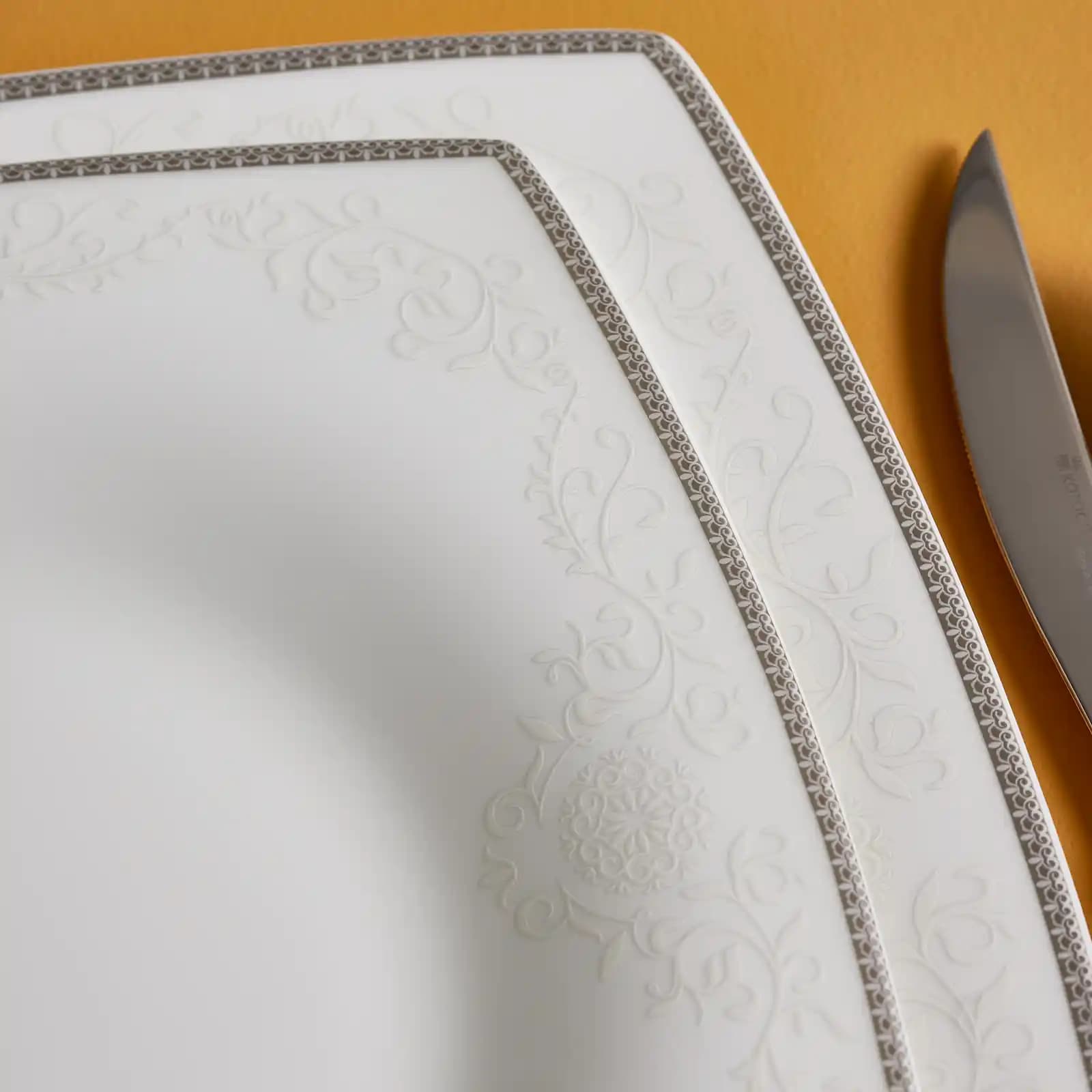 Karaca Neklus Yemek Takımı: Estetik ve Dayanıklılığıyla Sofralara Zarafet Katar