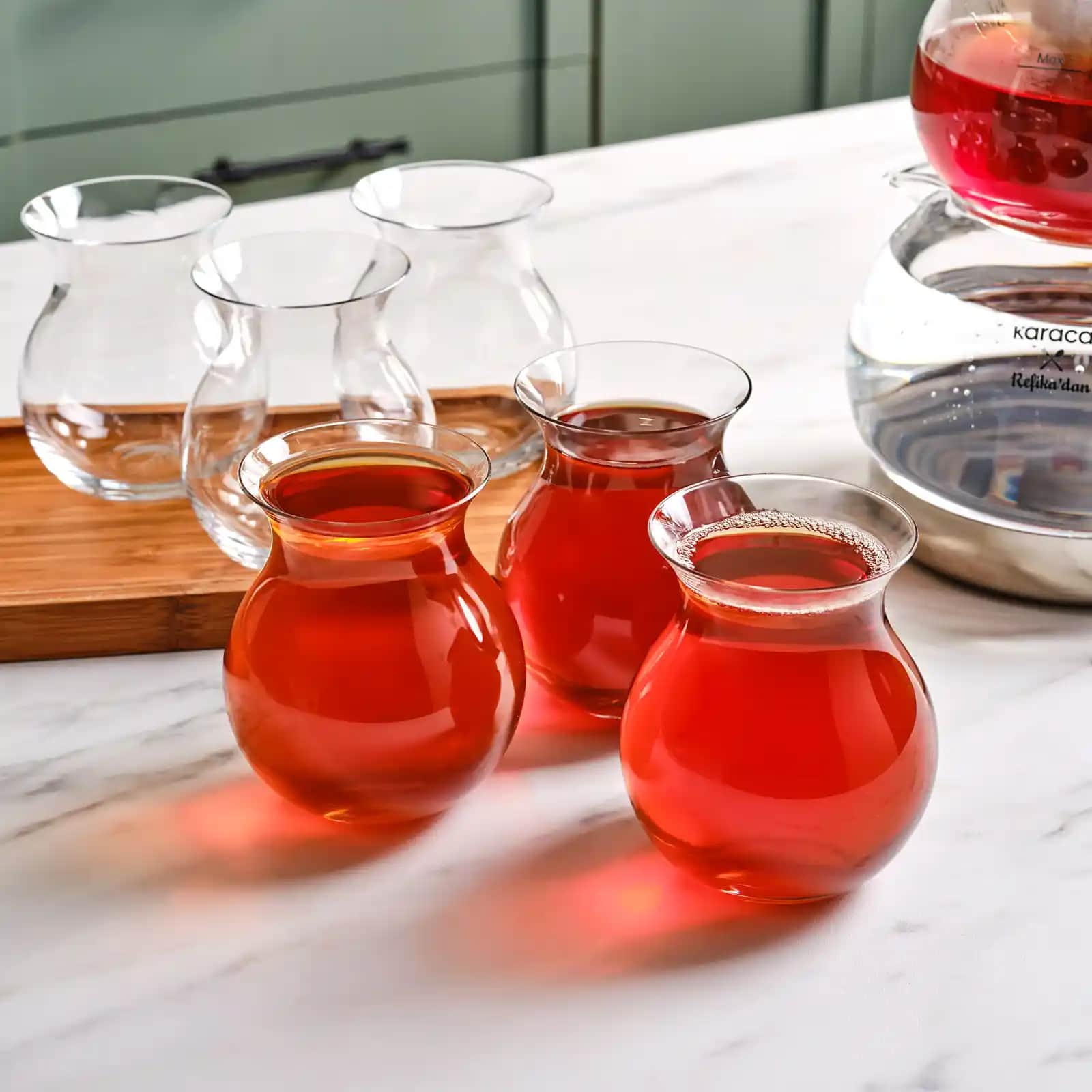 Karaca Refika Bardaklar: Şık Tasarım ve Fonksiyonellik ile Dekorasyonunuzu Tamamlayın