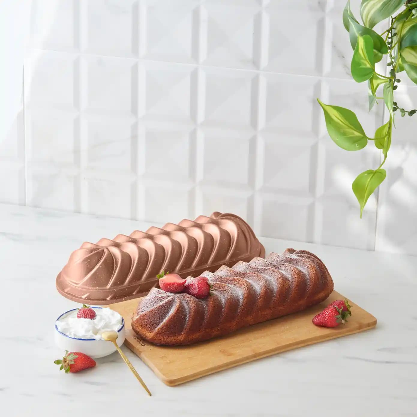 Karaca Vera Kek Kalıbı ile Mükemmel ve Şık Pastalar Yapmanın İpuçları