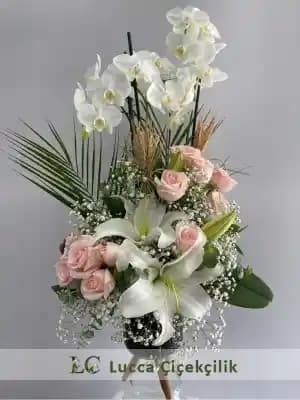 Kartal Çiçekçi Dekorasyon ve Mobilya Trendleriyle Doğal ve Şık İç Mekanlar Yaratın