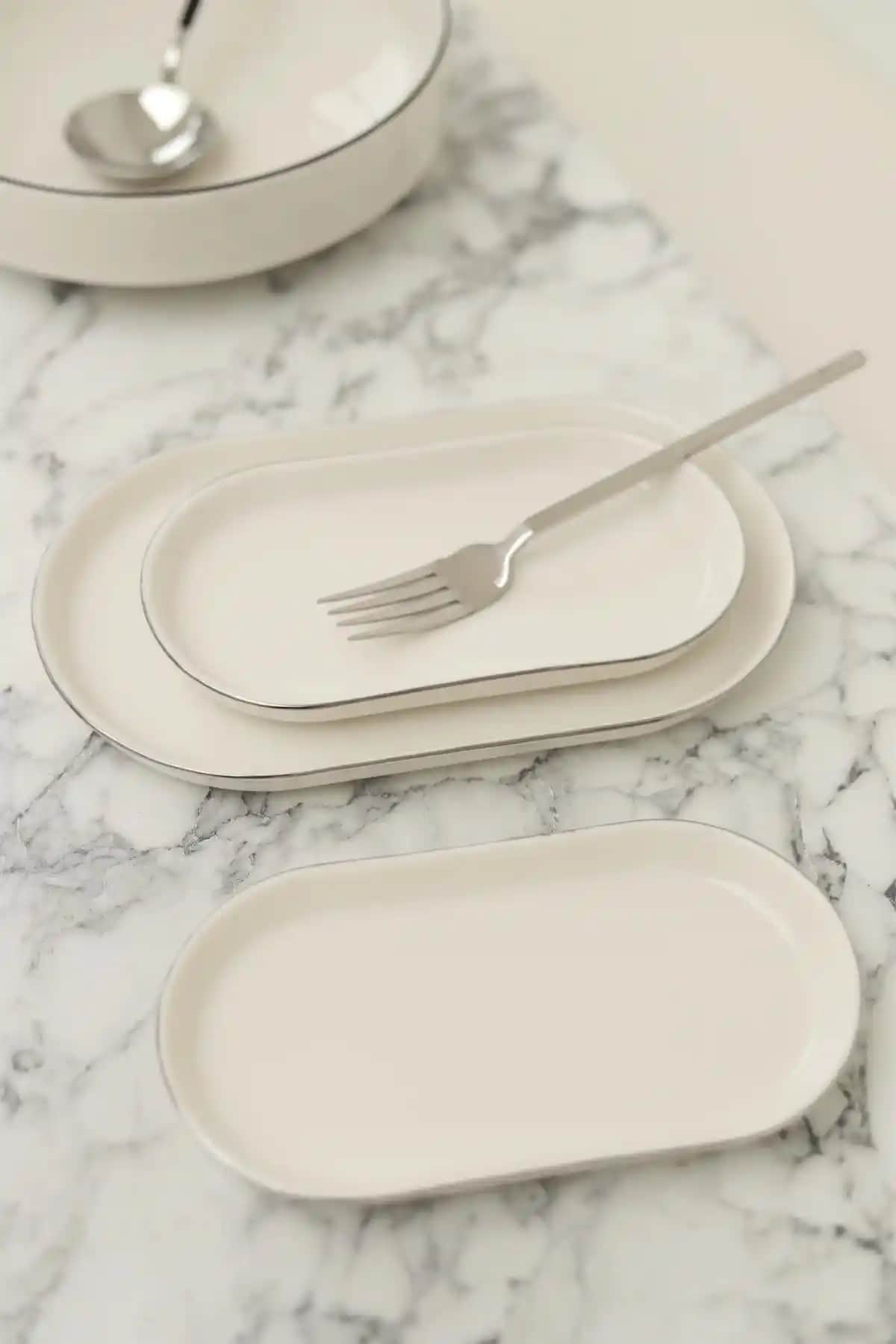 Kayık Sunum Tabağı Seçenekleri ve Dekorasyonda Kullanım İpuçları