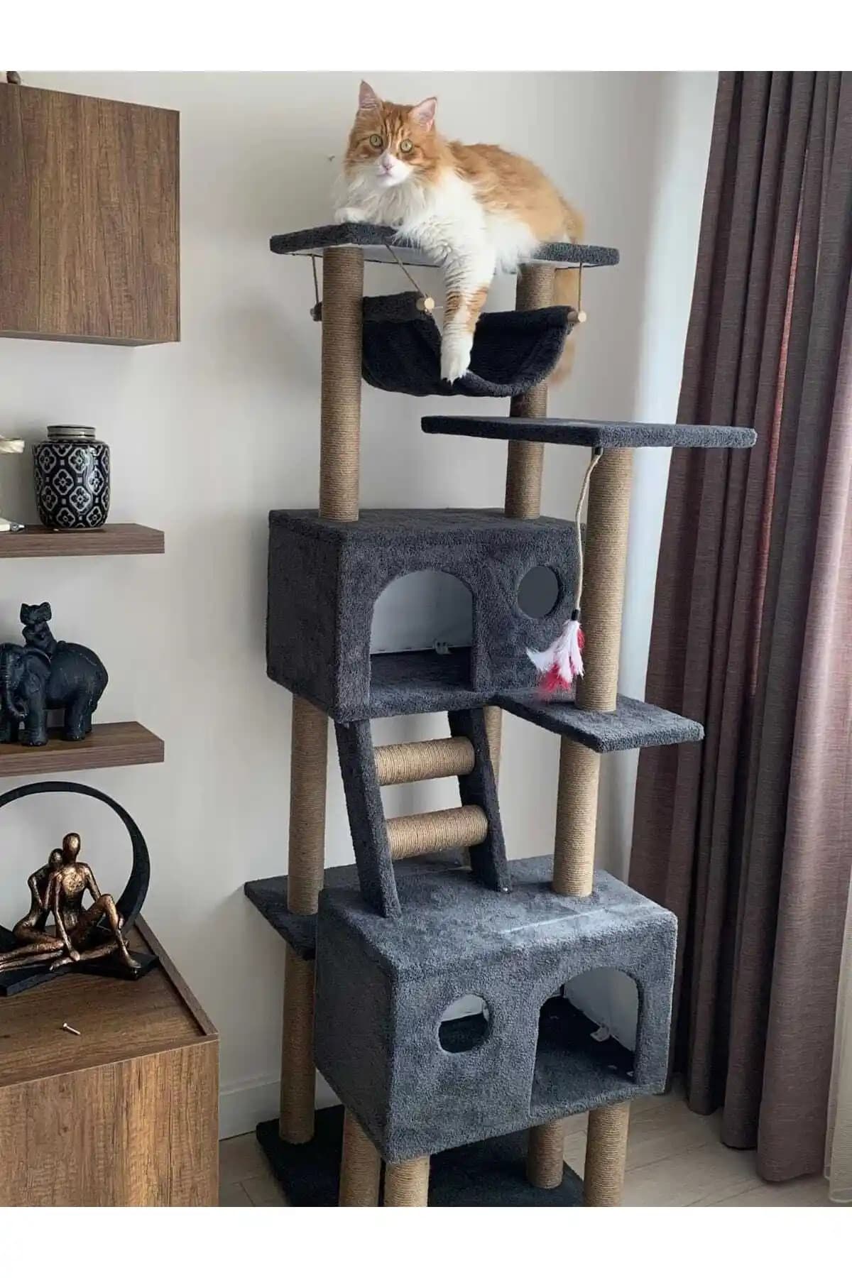 Kedi Tırmalama Evi Seçimi ve Modern Dekorasyonla Uyumlu Tasarımlar