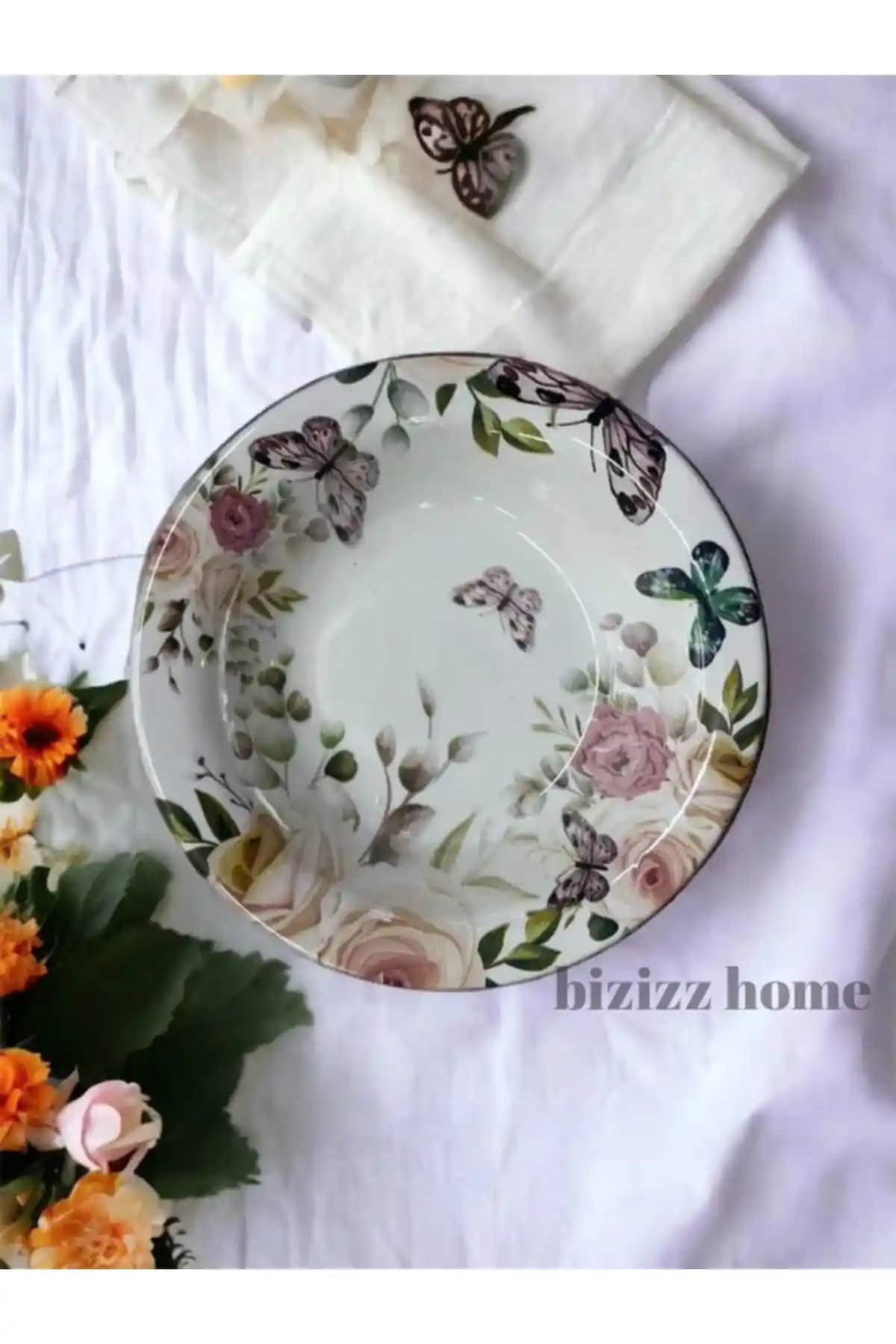 Kelebek Desenli Tabaklar ile Dekorasyonunuza Zarafet ve Canlılık Katın