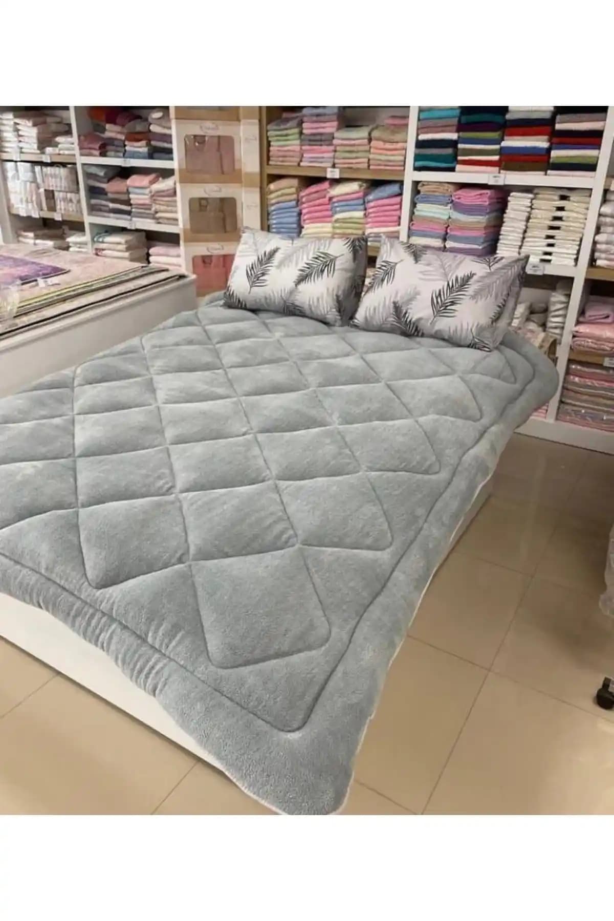 Kılıfsız Yorgan Nedir ve Modern Dekorasyonda Nasıl Kullanılır