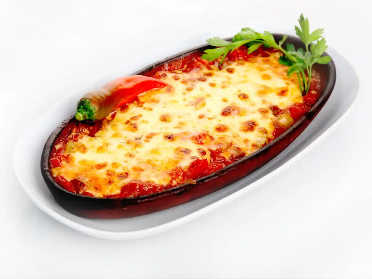 Kiremit Tava ile Geleneksel Lezzetleri Modern Sunumlarla Sunmanın Yolları