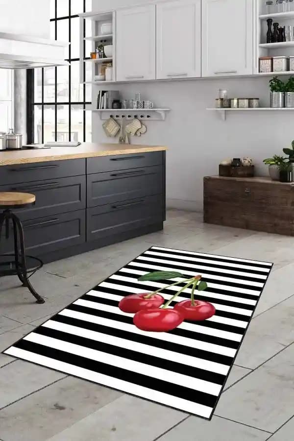 Kırmızı Mutfak Dolabına Uygun Halı Seçimi ve Dekorasyon İpuçları