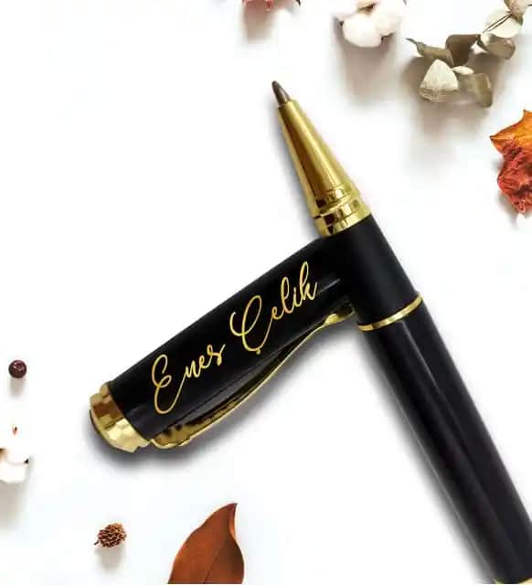 Kişiye Özel Kalemler ile Dekorasyon ve Mobilyada Şıklık ve İşlevsellik Bir Arada