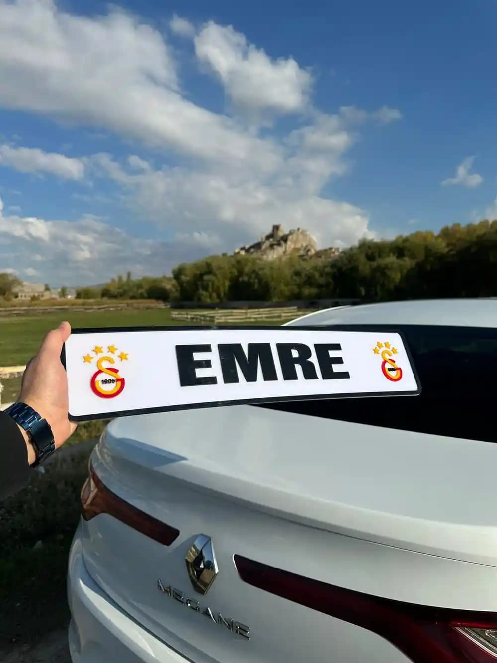 Kişiye Özel Plaka ile Dekorasyonda Kendinize Has Dokunuşlar ve Estetik Detaylar